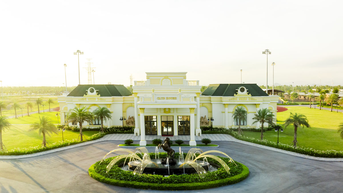 Học viện cưỡi ngựa hoàng gia